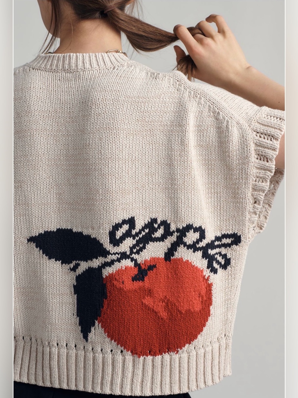 NWT Anthropologie Maeve Short-Sleeve Crew-Neck Apple  Motif Graphic Sweater - Picture 4 of 4